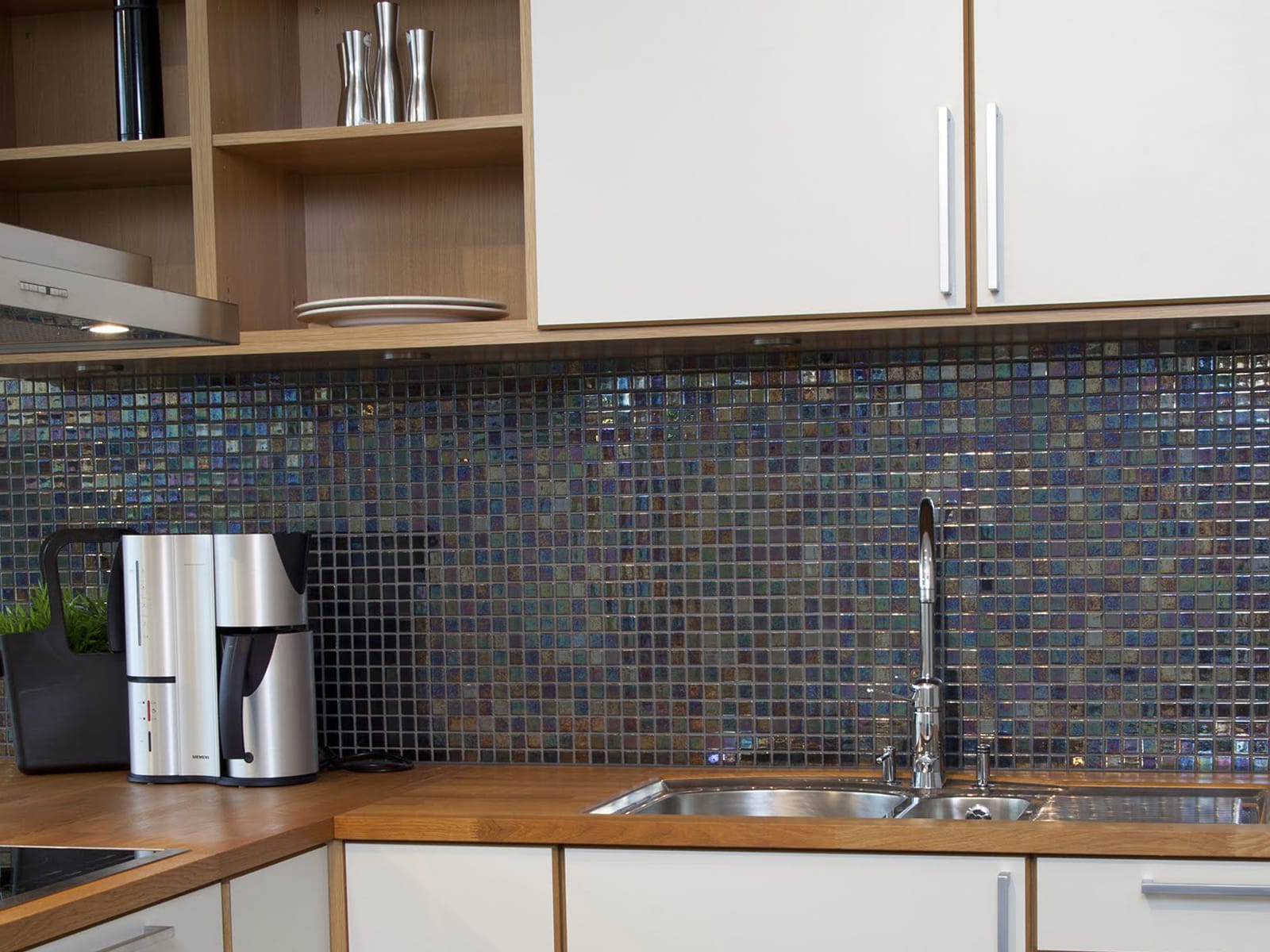 Iris Ebano 25x25mm , Pool Tiles Sydney | Tile Supplier Sydney