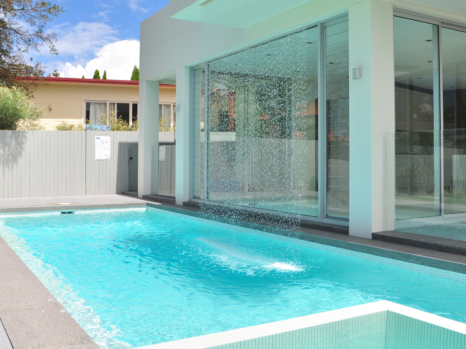 Iris Perla 25x25mm , Pool Tiles Sydney | Tile Supplier Sydney