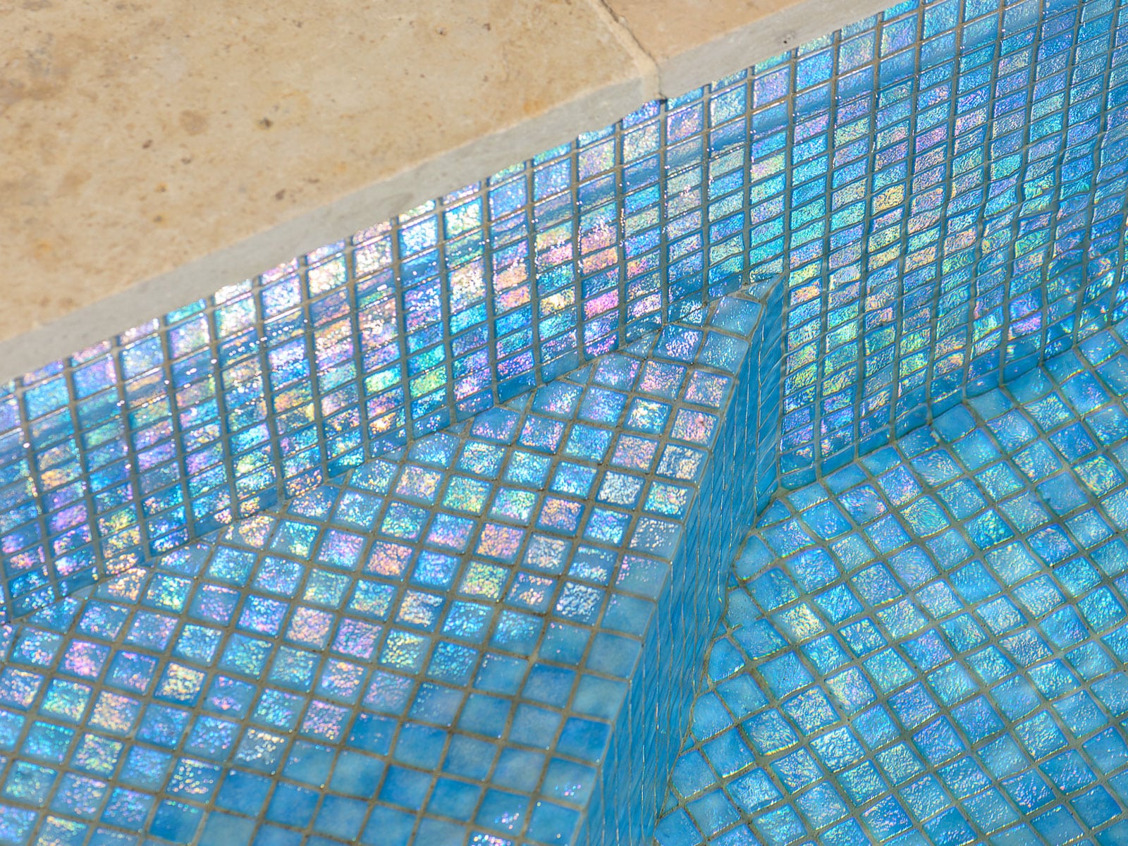Iris Azur 25x25mm | Ezarri Mosaic - Ezarri Mosaic | Tile Supplier Sydney